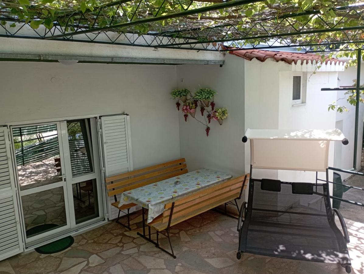 Pia Apartment Дуги-Рат Экстерьер фото