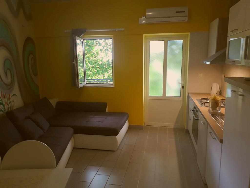 Pia Apartment Дуги-Рат Экстерьер фото