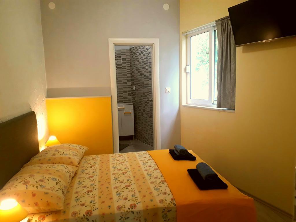 Pia Apartment Дуги-Рат Экстерьер фото