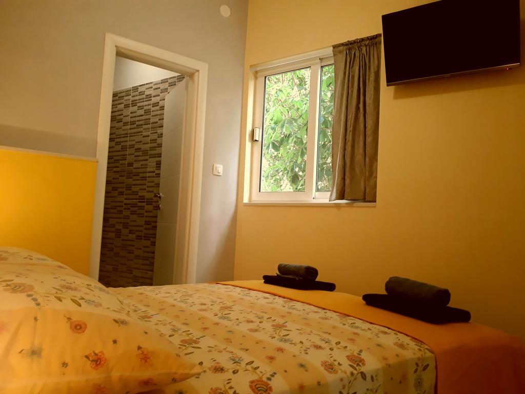 Pia Apartment Дуги-Рат Экстерьер фото